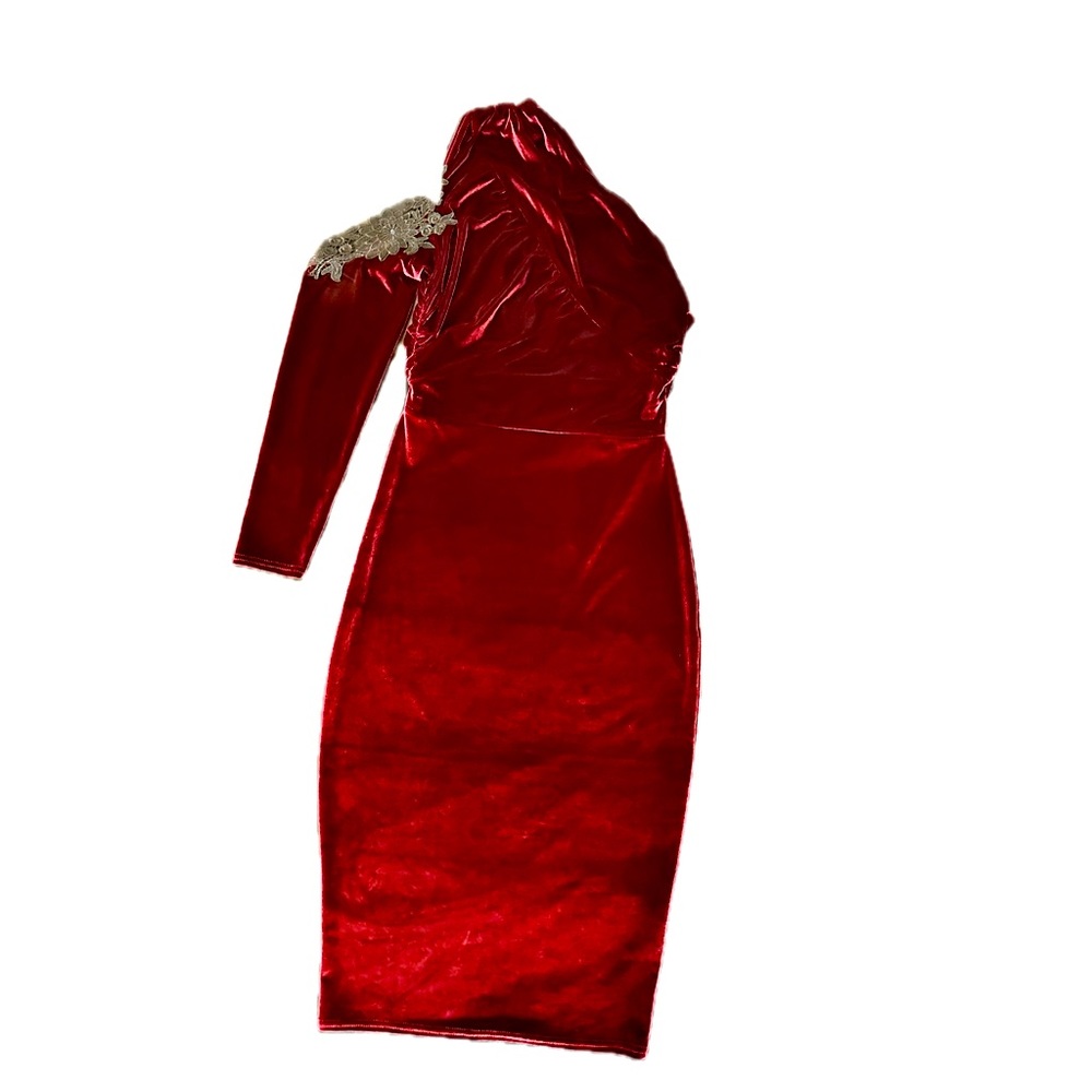 Burgundy dress. Size 6. Great condition.